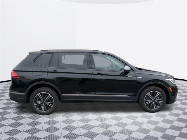 new 2024 Volkswagen Tiguan car, priced at $33,061