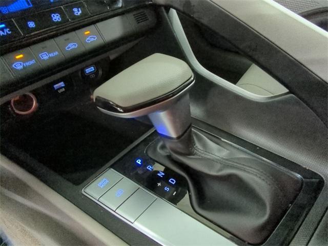 used 2022 Hyundai Elantra car, priced at $17,894