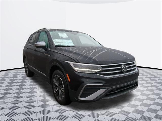 new 2024 Volkswagen Tiguan car, priced at $31,476