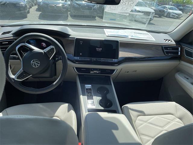 new 2024 Volkswagen Atlas car, priced at $37,789