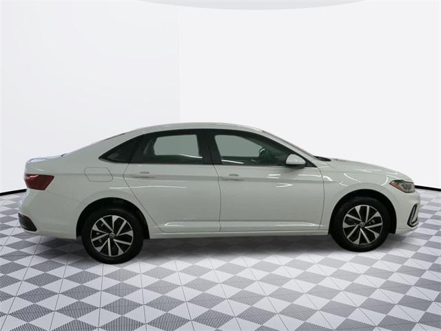 new 2025 Volkswagen Jetta car, priced at $21,870