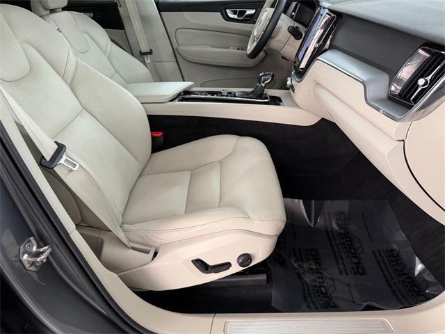 used 2020 Volvo XC60 car, priced at $22,957
