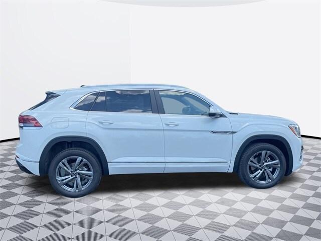 new 2024 Volkswagen Atlas Cross Sport car, priced at $47,853