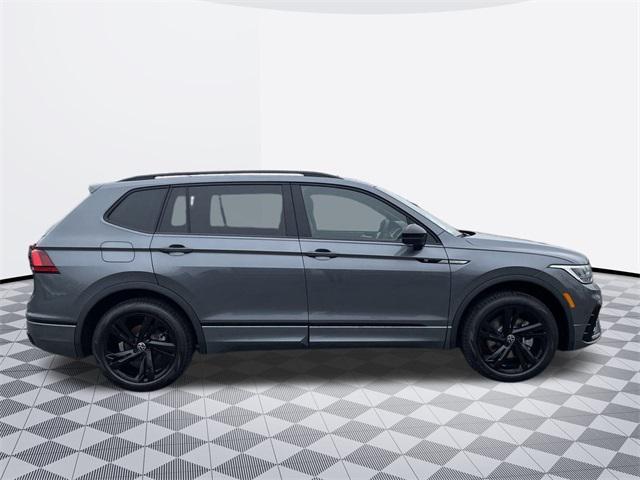 new 2024 Volkswagen Tiguan car, priced at $33,013