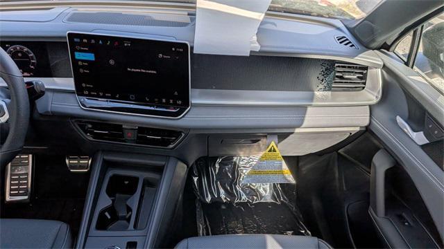 new 2025 Volkswagen Tiguan car, priced at $34,572