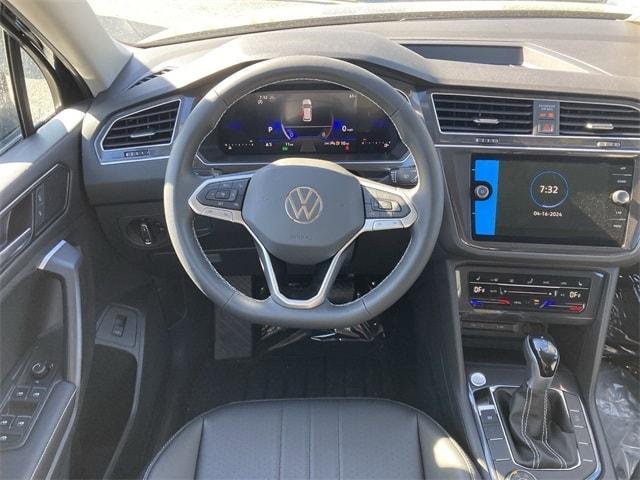 new 2024 Volkswagen Tiguan car, priced at $32,176