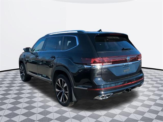 new 2024 Volkswagen Atlas car, priced at $49,328