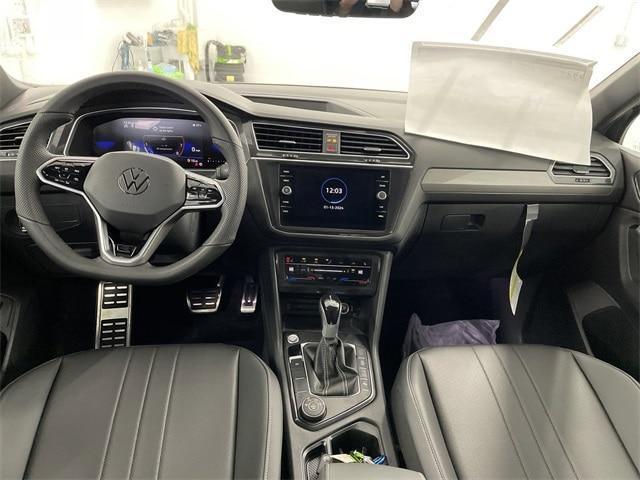new 2024 Volkswagen Tiguan car, priced at $35,813