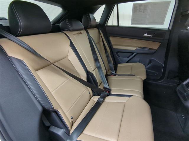 used 2021 Volkswagen Atlas Cross Sport car, priced at $23,595