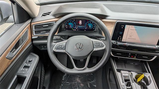 new 2026 Volkswagen Atlas car, priced at $43,779