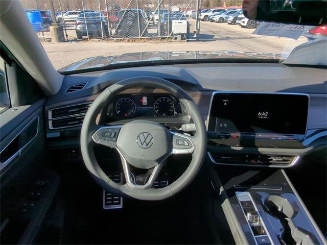 new 2025 Volkswagen Atlas car, priced at $52,132