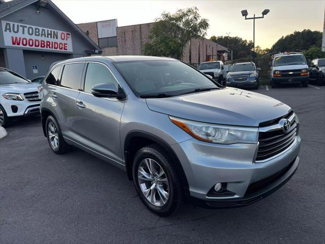 used 2015 Toyota Highlander car, priced at $14,995