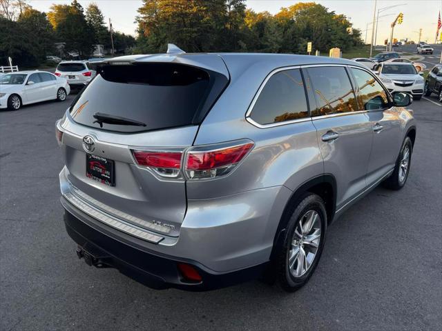 used 2015 Toyota Highlander car, priced at $14,995