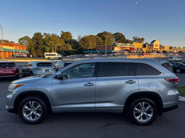 used 2015 Toyota Highlander car, priced at $14,995