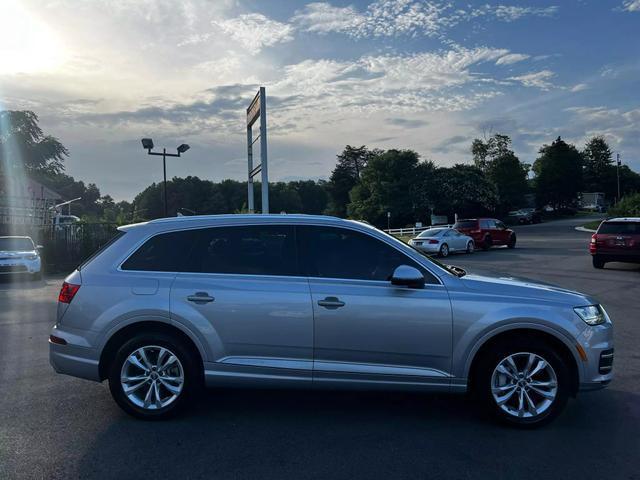 used 2017 Audi Q7 car, priced at $17,995