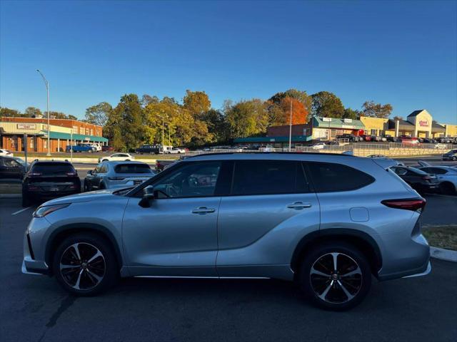 used 2021 Toyota Highlander car, priced at $27,995