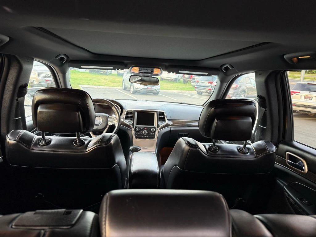 used 2015 Jeep Grand Cherokee car, priced at $10,995