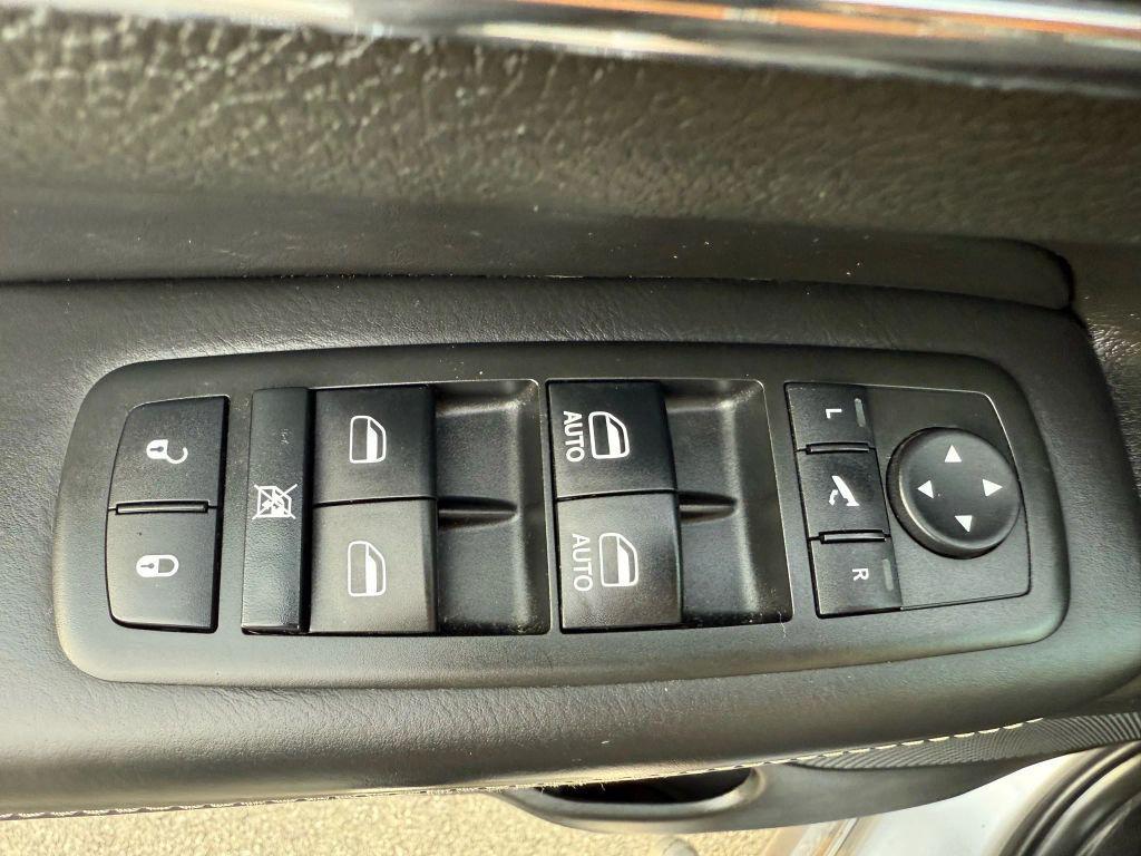 used 2015 Jeep Grand Cherokee car, priced at $10,995
