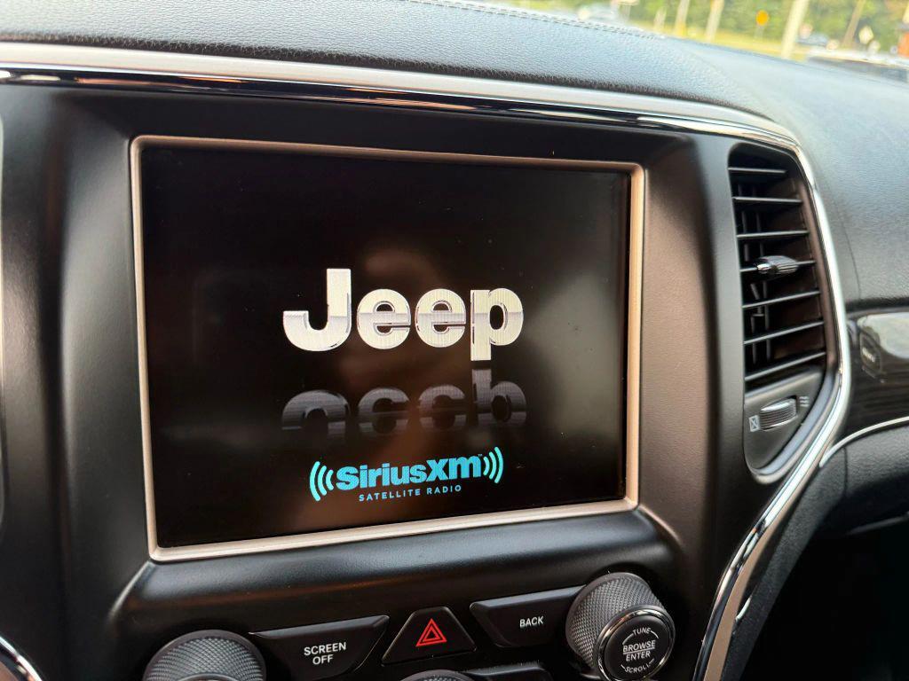 used 2015 Jeep Grand Cherokee car, priced at $10,995