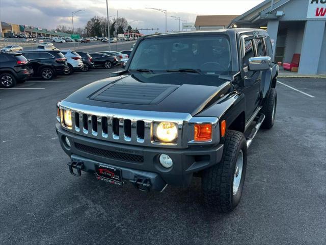 used 2010 Hummer H3 car, priced at $14,995