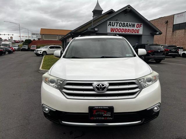 used 2013 Toyota Highlander car, priced at $12,995