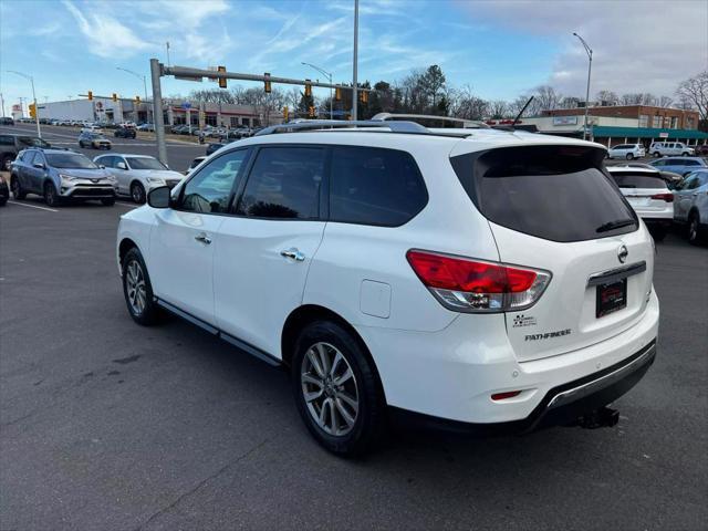 used 2015 Nissan Pathfinder car, priced at $9,995