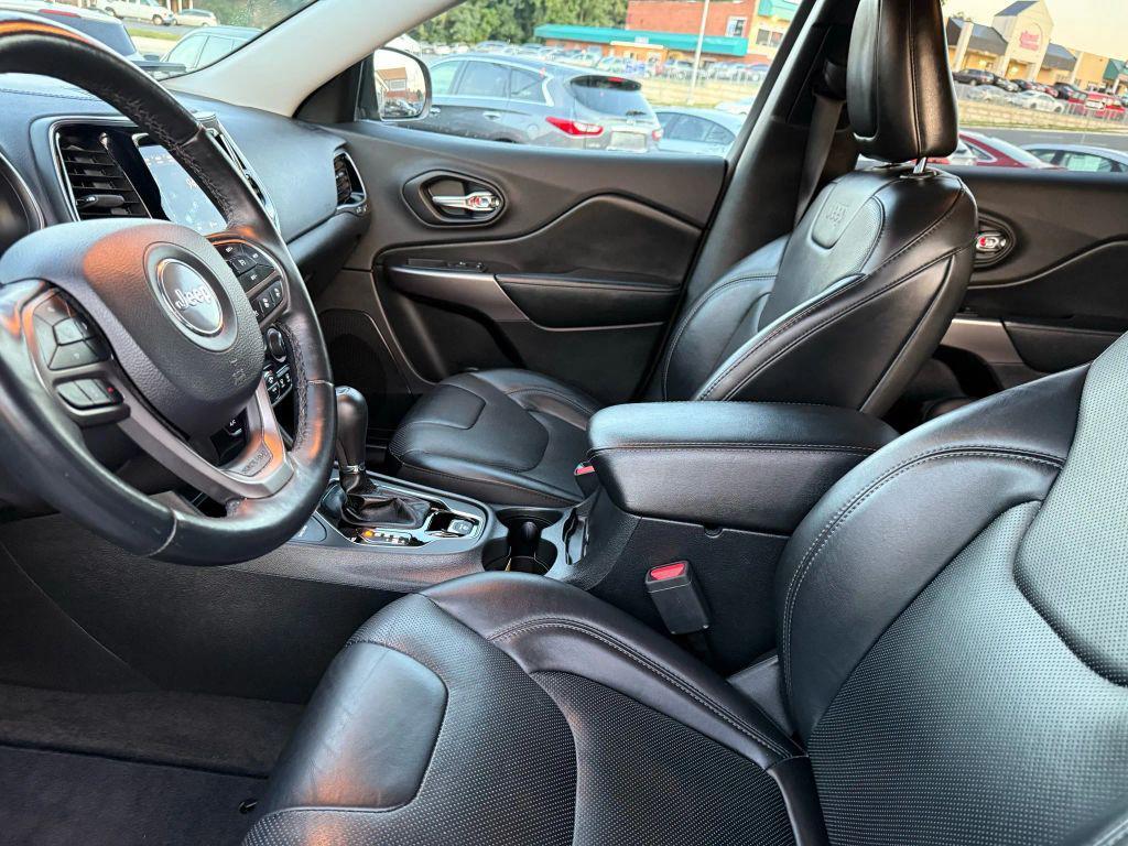 used 2019 Jeep Cherokee car, priced at $16,995