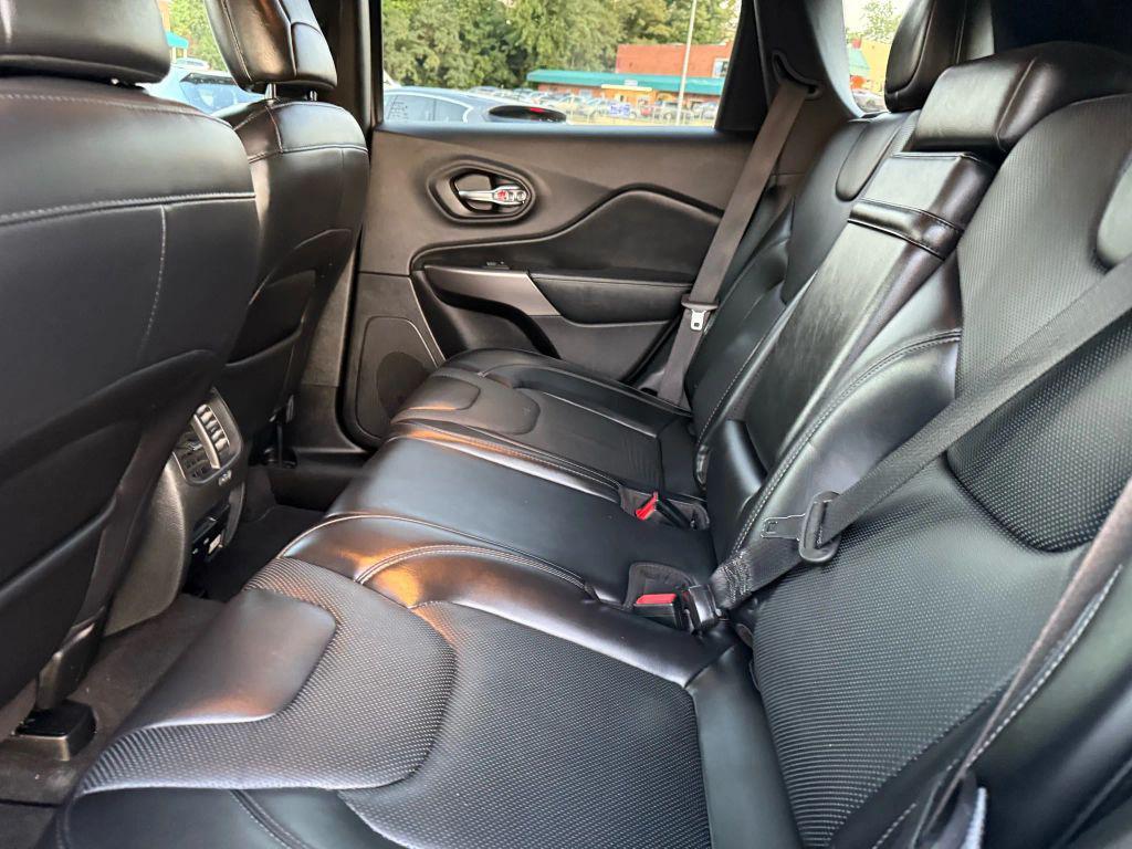 used 2019 Jeep Cherokee car, priced at $16,995