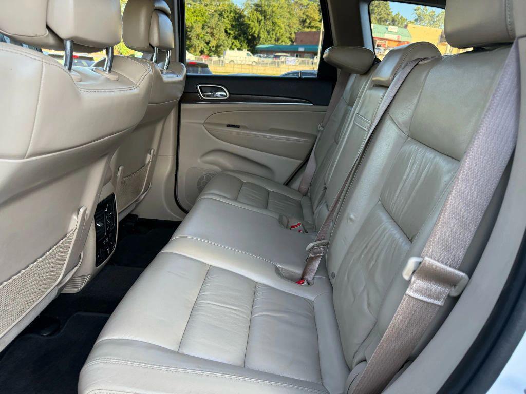 used 2015 Jeep Grand Cherokee car, priced at $11,995
