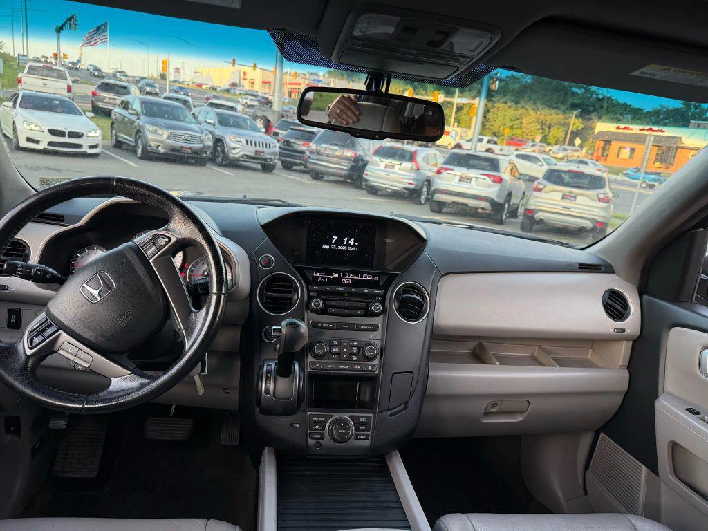 used 2014 Honda Pilot car, priced at $10,995
