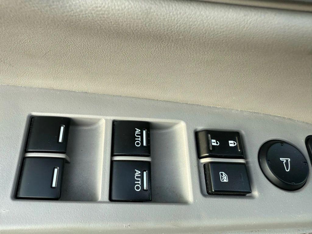 used 2014 Honda Pilot car, priced at $10,995