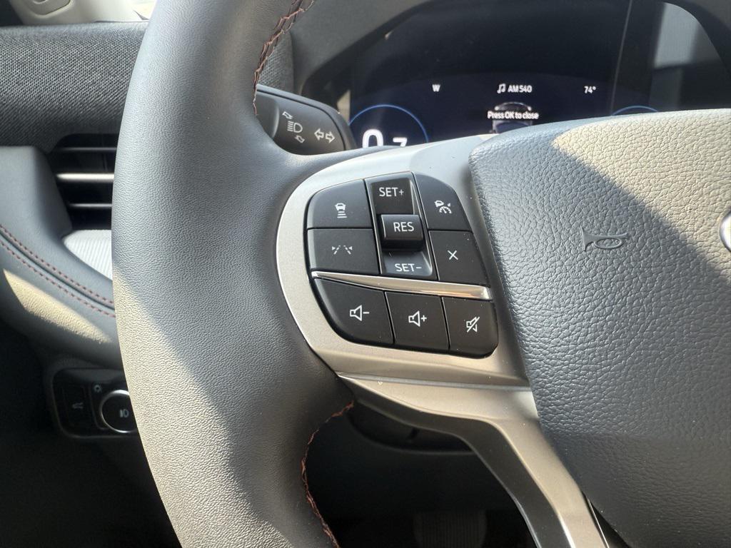 new 2025 Ford Explorer car, priced at $40,469