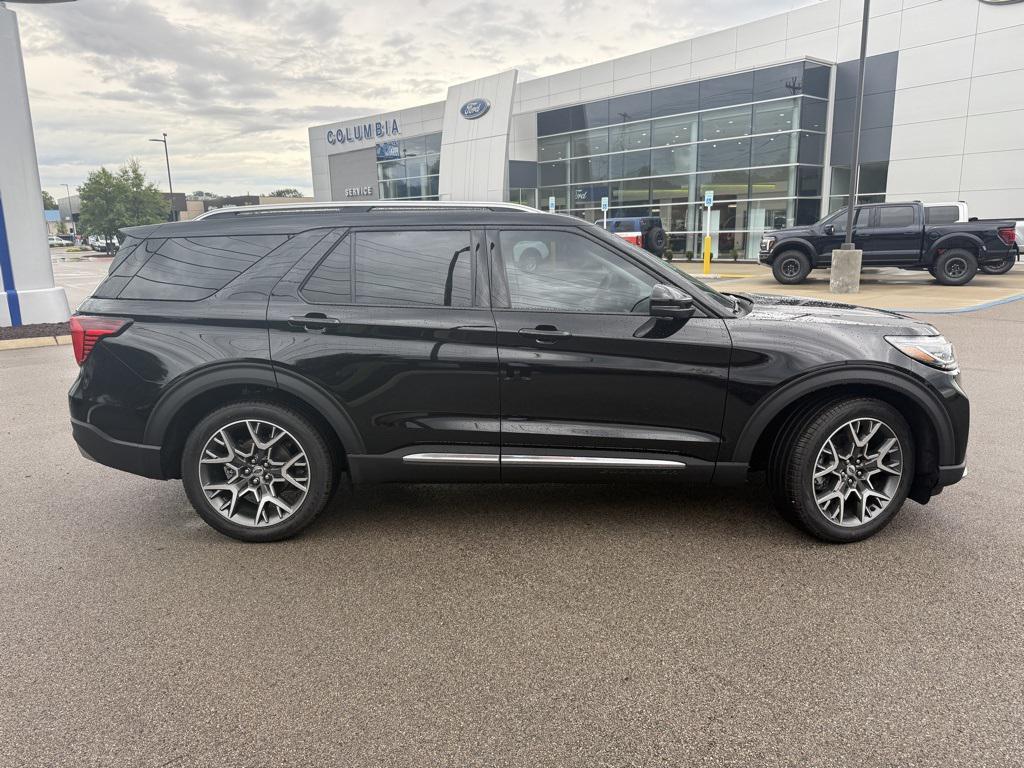 new 2025 Ford Explorer car, priced at $53,908