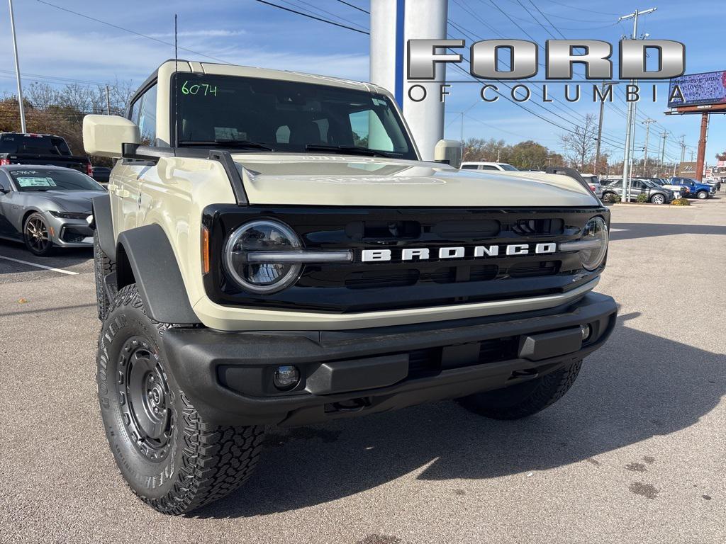 new 2025 Ford Bronco car, priced at $55,590