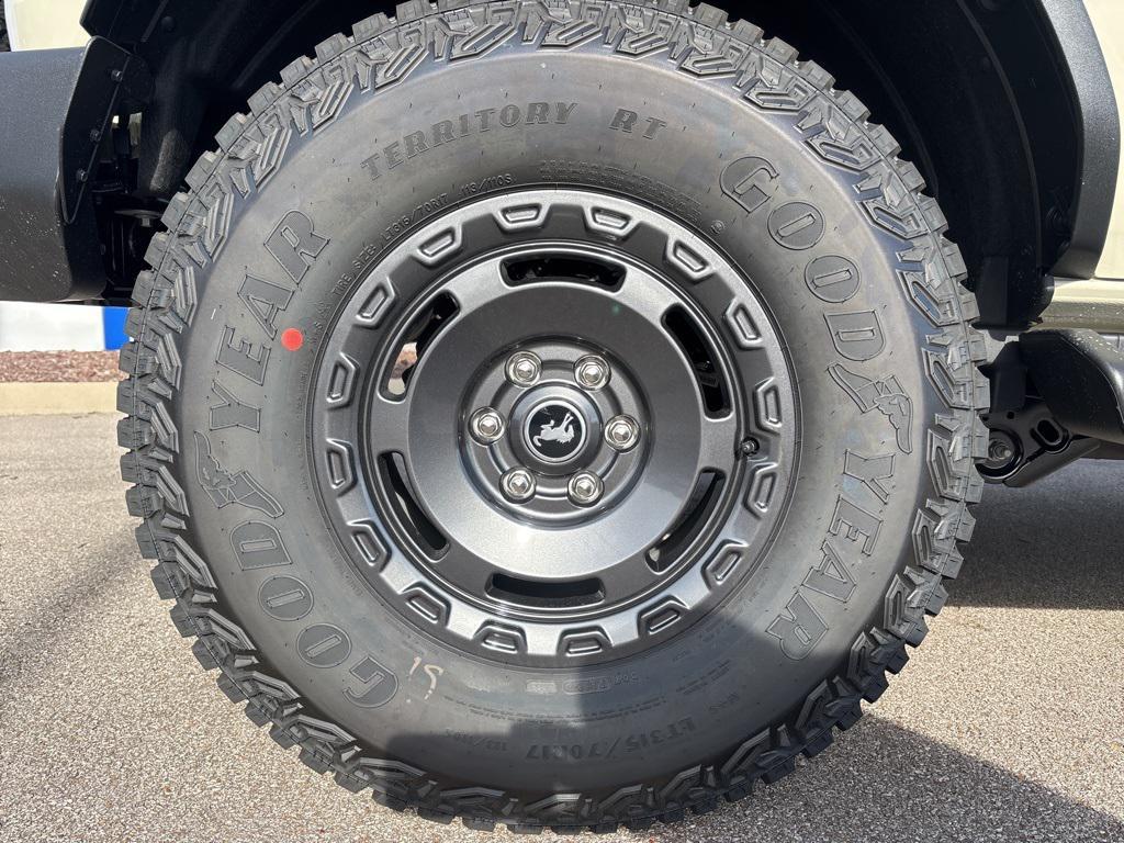 new 2025 Ford Bronco car, priced at $55,590