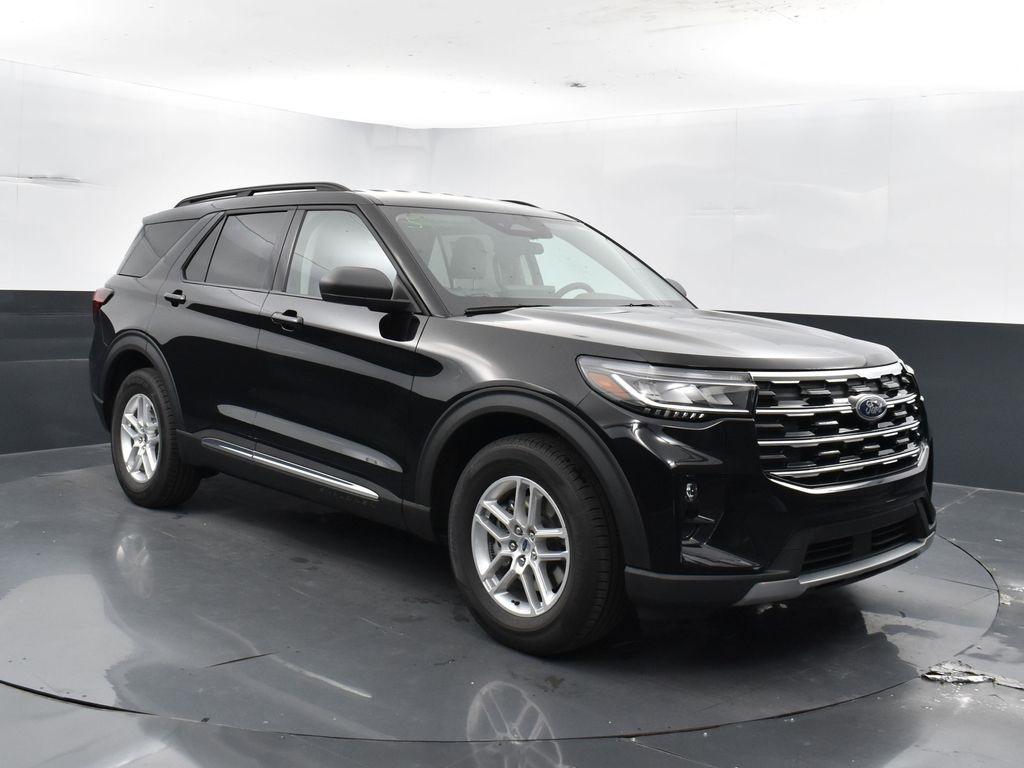 new 2025 Ford Explorer car, priced at $39,691