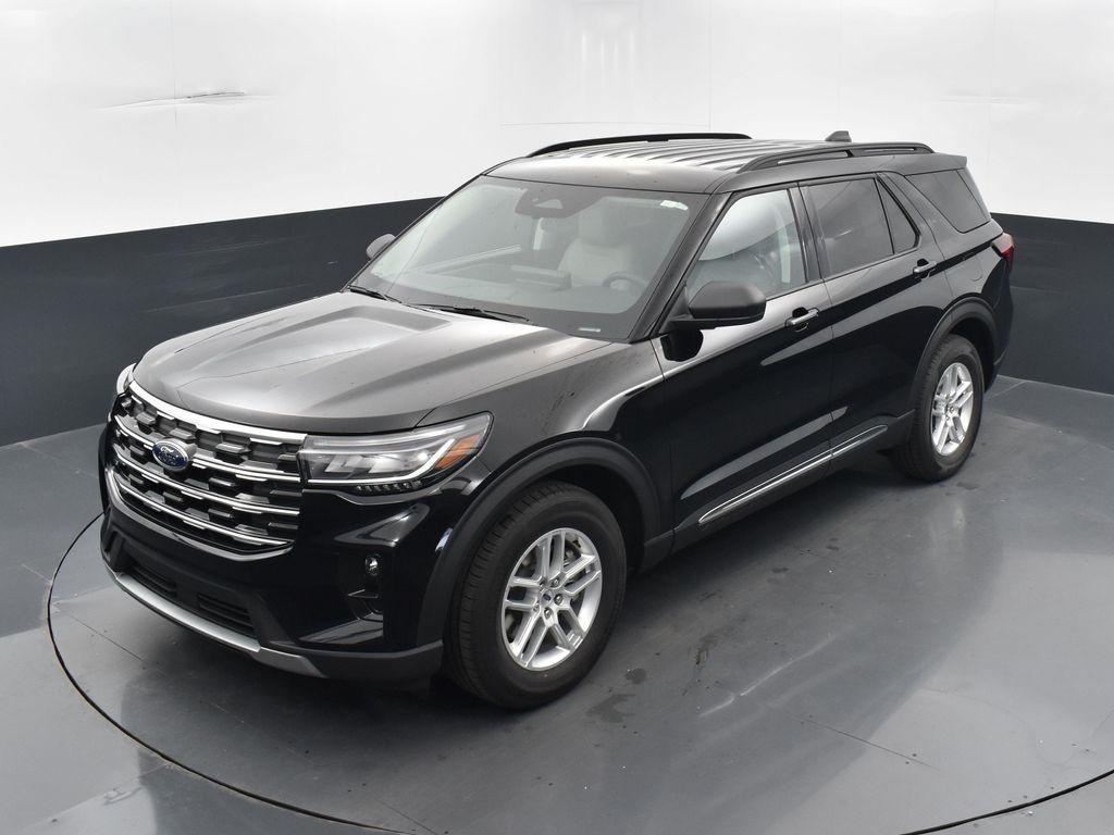 new 2025 Ford Explorer car, priced at $39,691