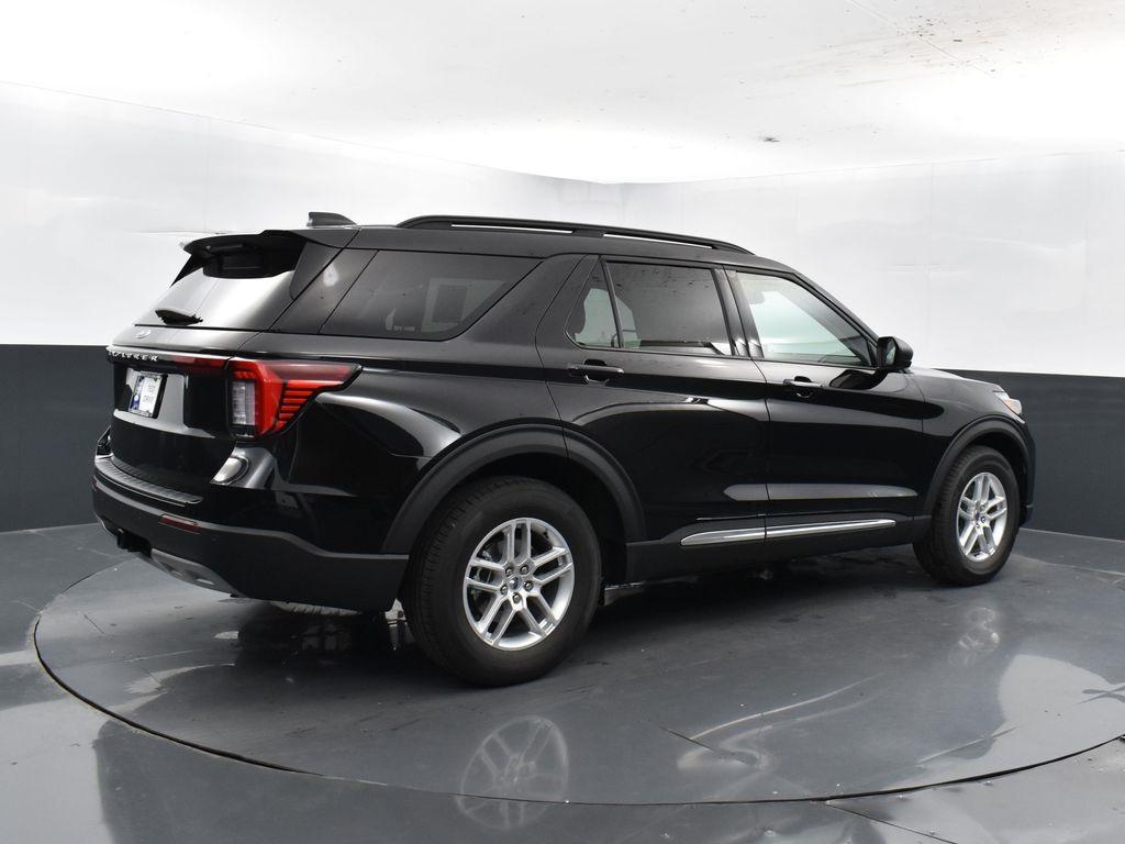 new 2025 Ford Explorer car, priced at $39,691