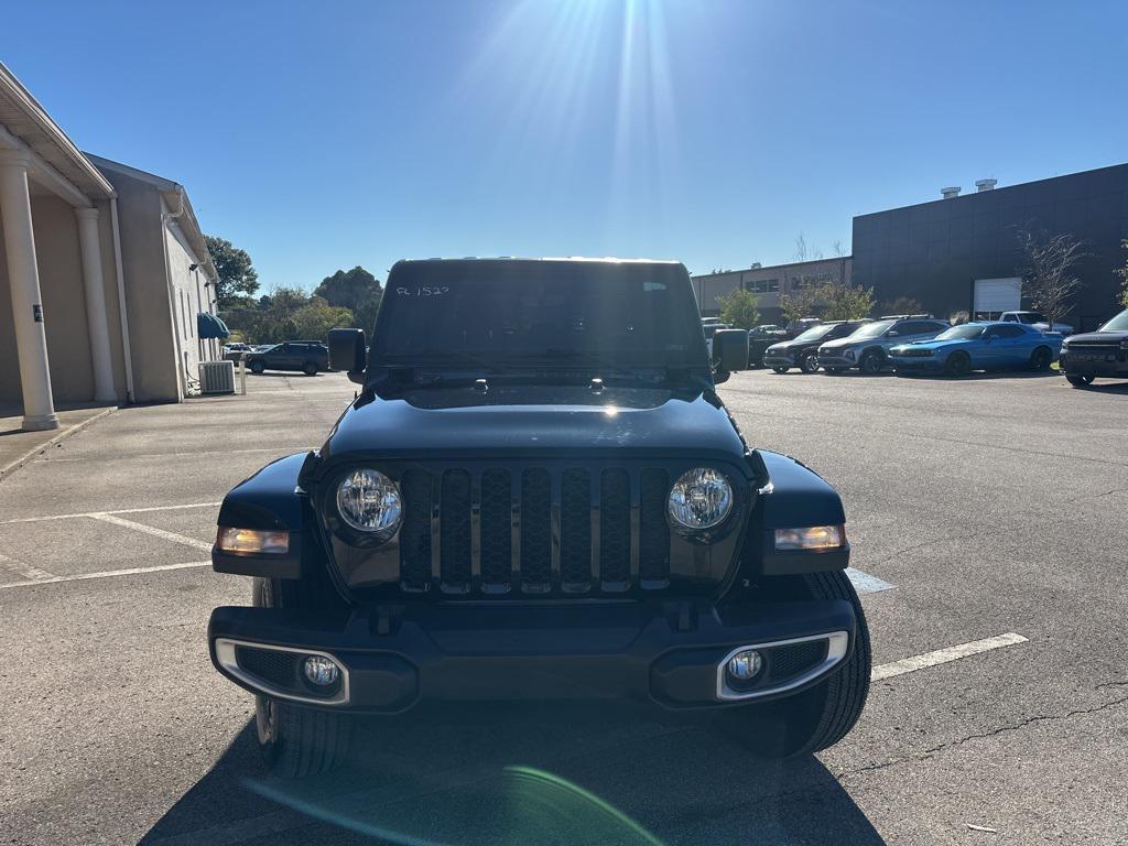 used 2022 Jeep Gladiator car, priced at $30,907