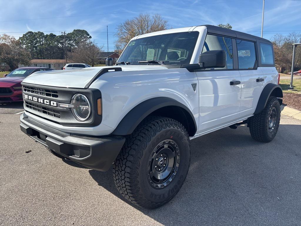 new 2025 Ford Bronco car, priced at $46,972