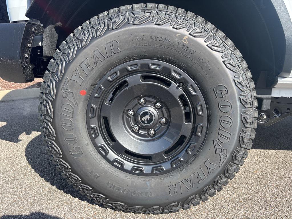 new 2025 Ford Bronco car, priced at $46,972