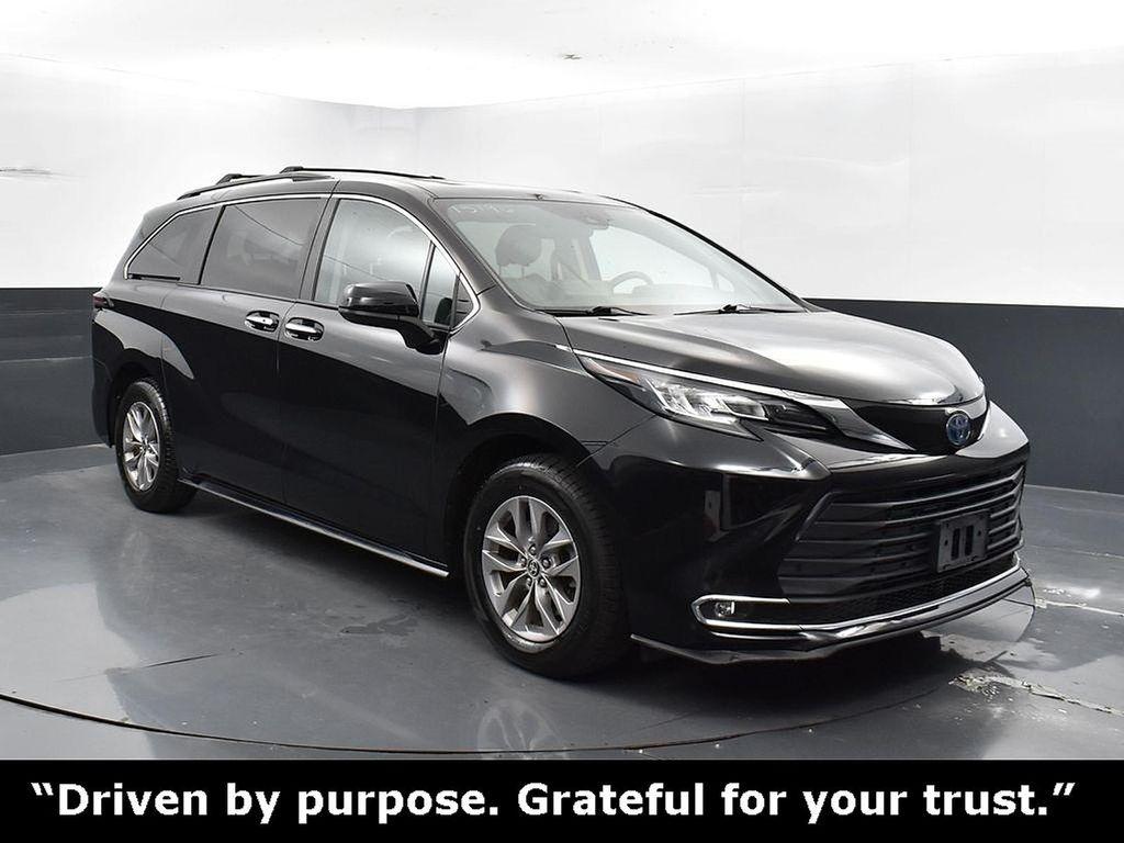 used 2022 Toyota Sienna car, priced at $40,950