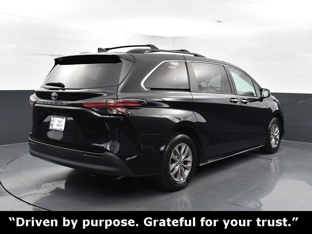 used 2022 Toyota Sienna car, priced at $40,950