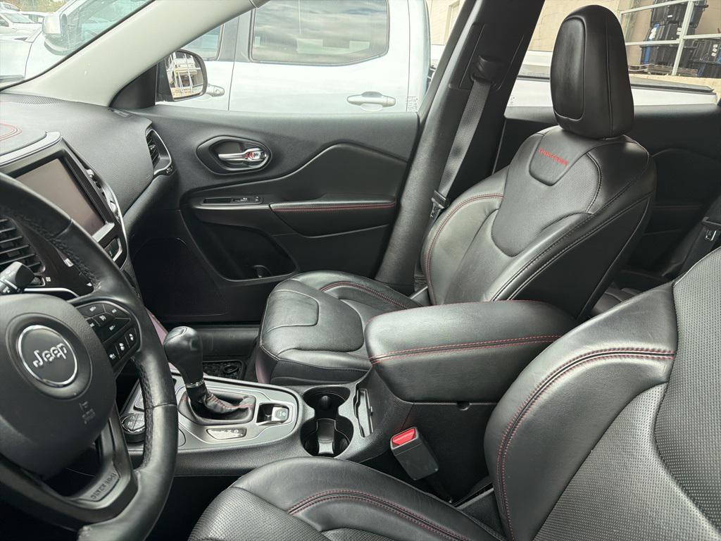 used 2019 Jeep Cherokee car, priced at $19,892