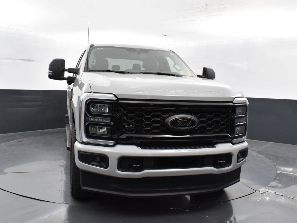 new 2025 Ford F-350 car, priced at $76,144