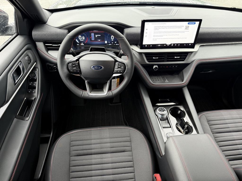 new 2025 Ford Explorer car, priced at $43,302