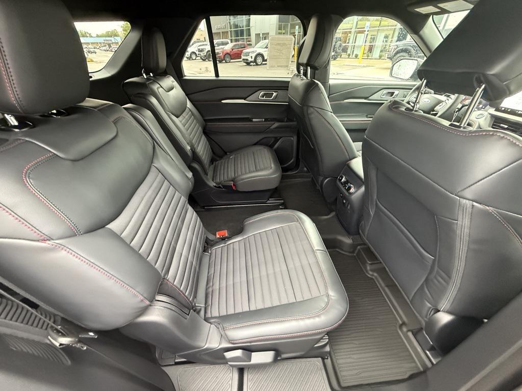 new 2025 Ford Explorer car, priced at $43,302