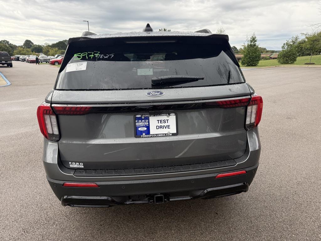 new 2025 Ford Explorer car, priced at $43,302