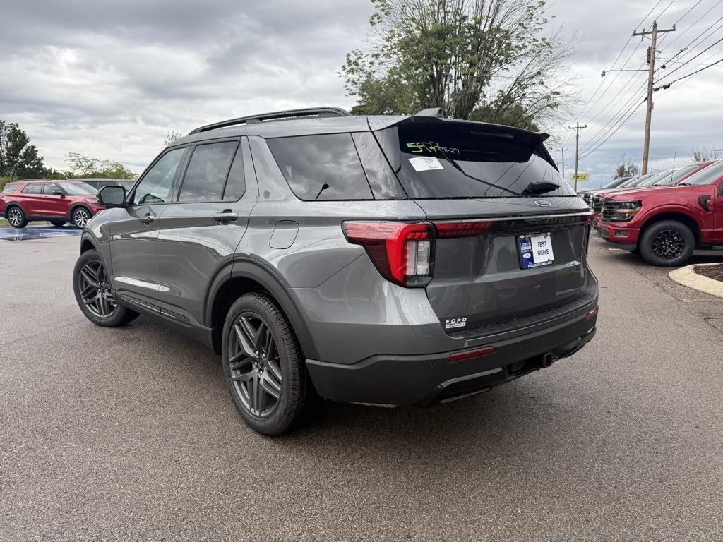new 2025 Ford Explorer car, priced at $43,302