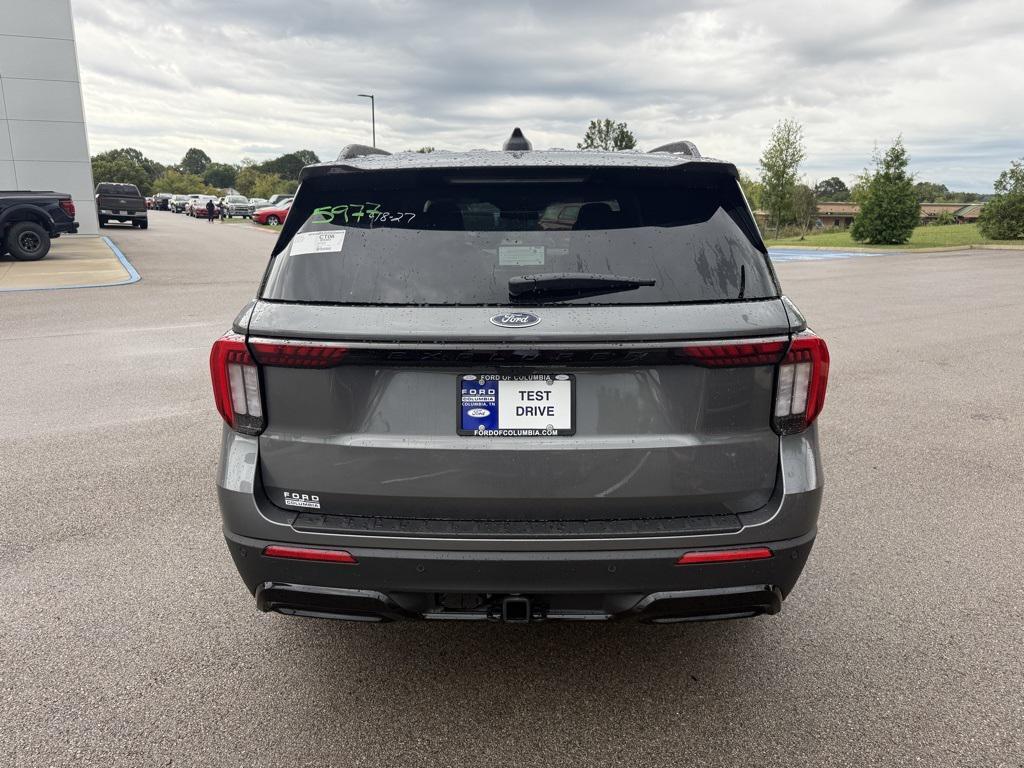 new 2025 Ford Explorer car, priced at $43,302